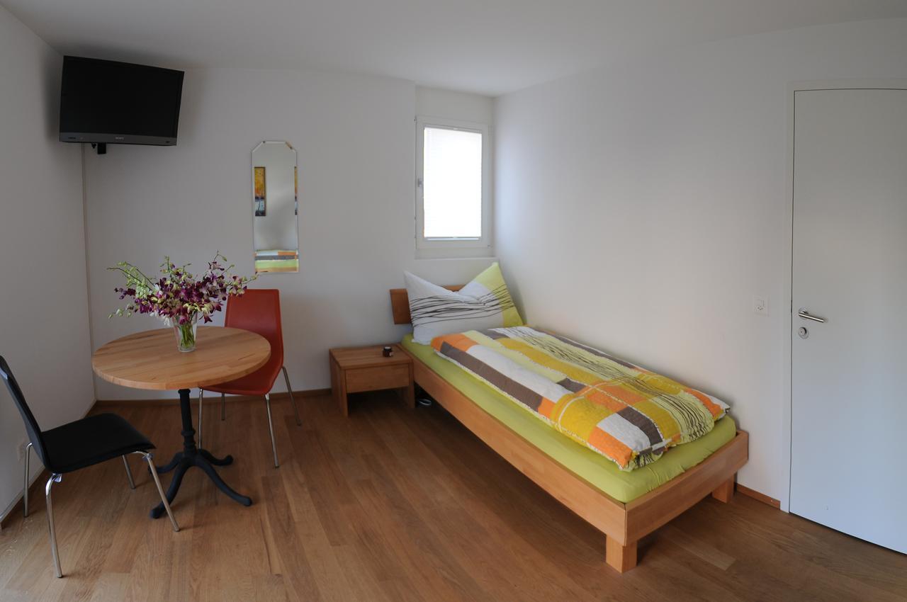 Bed And Breakfast Wegmann Andelfingen Esterno foto