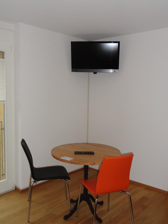 Bed And Breakfast Wegmann Andelfingen Esterno foto